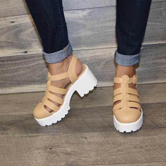 CLOSED TOE Gladiator Platform SANDAL - Picture 3 of 7